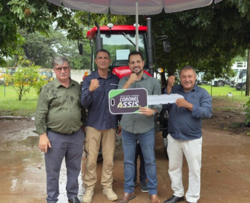 Agricultura Familiar: Tangará da Serra recebe trator de R$ 180 mil para apoiar produtores