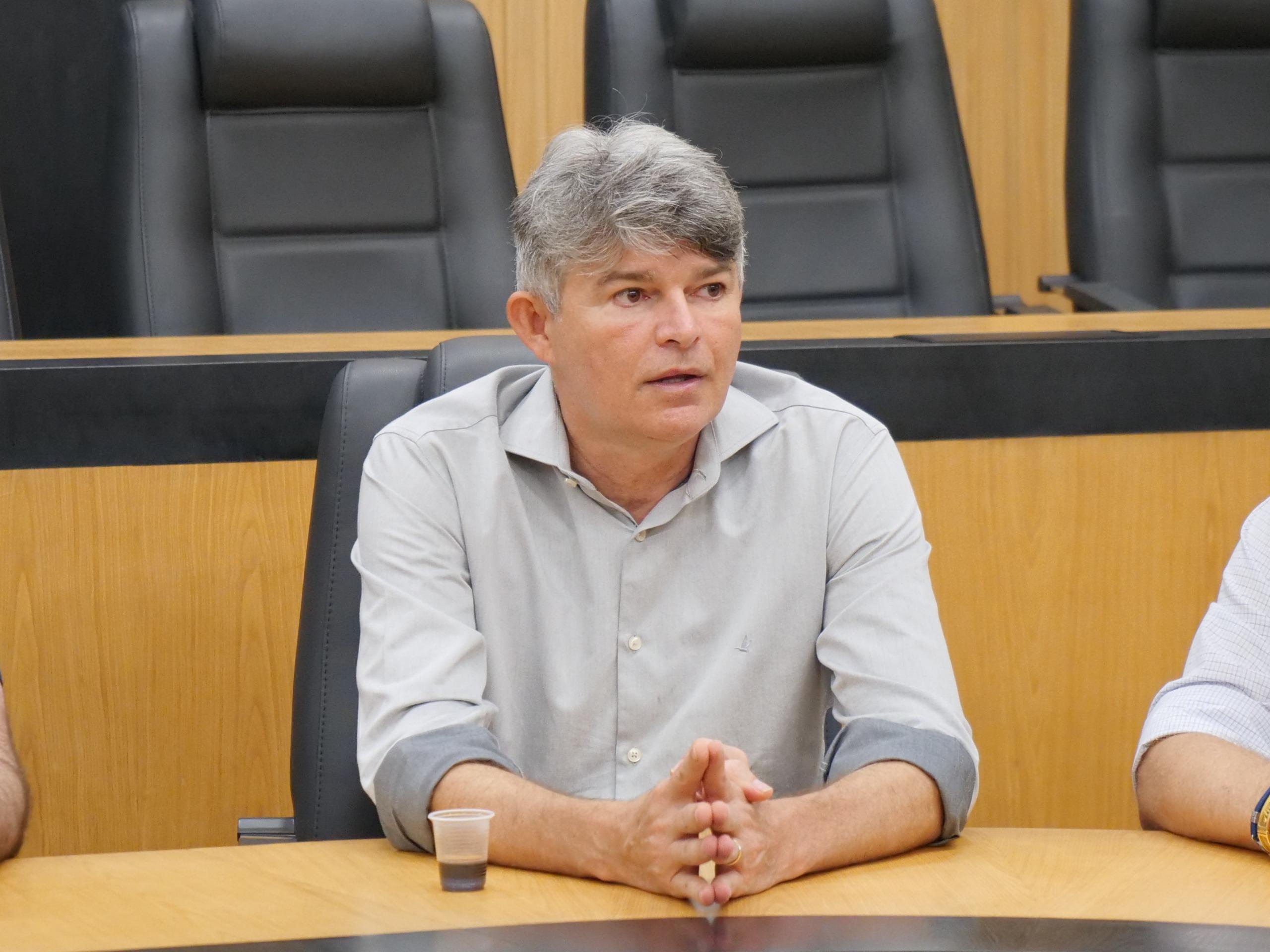 Medeiros pede investigação sobre vazamento de áudio de Flávio Bolsonaro