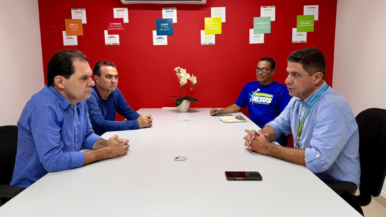 Deputado Chico Guarnieri busca solução para fornecimento de energia na região de Bauxi