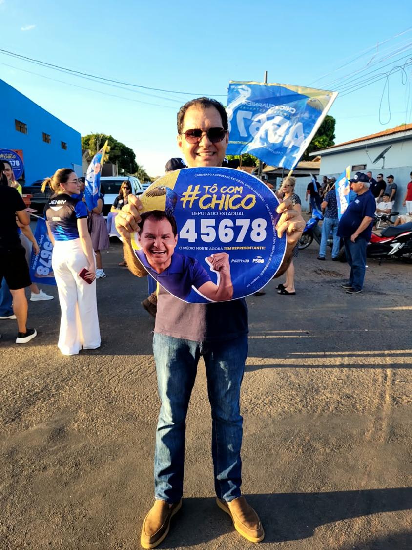 Chico Guarnieri adesiva 500 carros no 1º adesivaço em Barra do Bugres