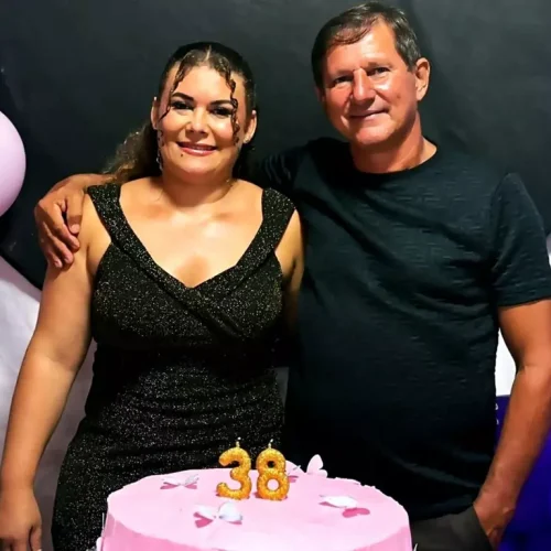 Tatiane de Oliveira comemora mais um Aniversário em Grande Estilo, reunindo Familiares, Amigos e Convidados Especiais