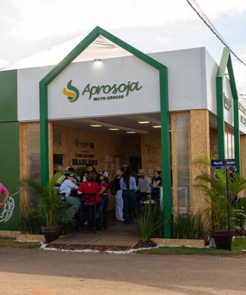 A Casa do Agro Brasileiro faz sucesso entre os visitantes nas feiras agropecuárias de Mato Grosso