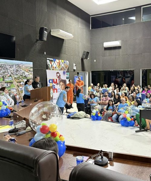 Chico Guarnieri transforma Câmara lotada em espaço de escuta e inclusão em Campo Novo