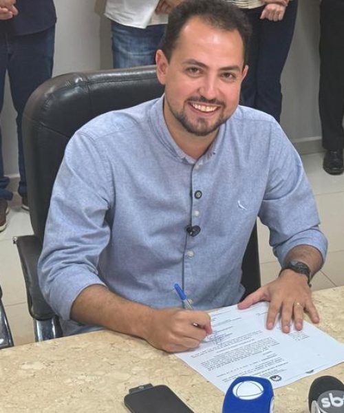 Prefeito Eduardo Sanches anuncia nomeação de dois novos médicos peritos do INSS em Tangará da Serra