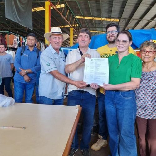 Feira do Produtor inicia nova fase com assinatura da ordem de serviço para modernização