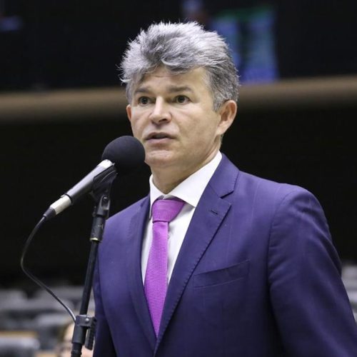 Medeiros diz que vitória de Milei expõe manipulação das pesquisas eleitorais