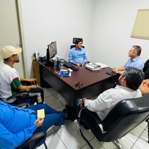 Wilson Santos intermedeia reabertura de diálogo entre servidores e prefeito de Tangará