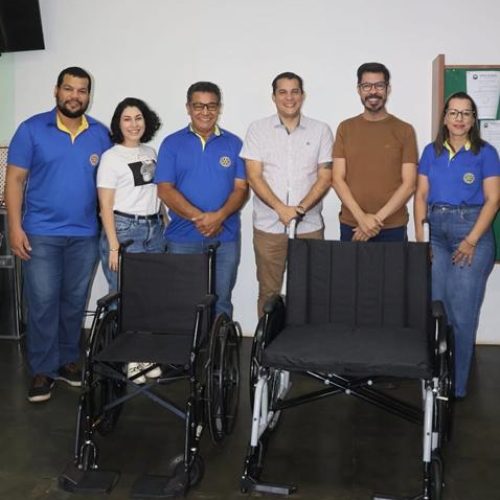 Emendas asseguram o Banco Ortopédico do Rotary e promovem a acessibilidade nas dependências da Câmara