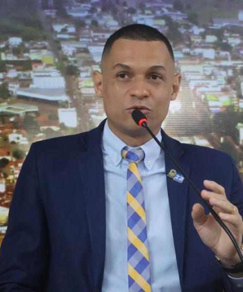 Vereador Esdras Moraes garante R$ 4,2 milhões em apenas 6 meses