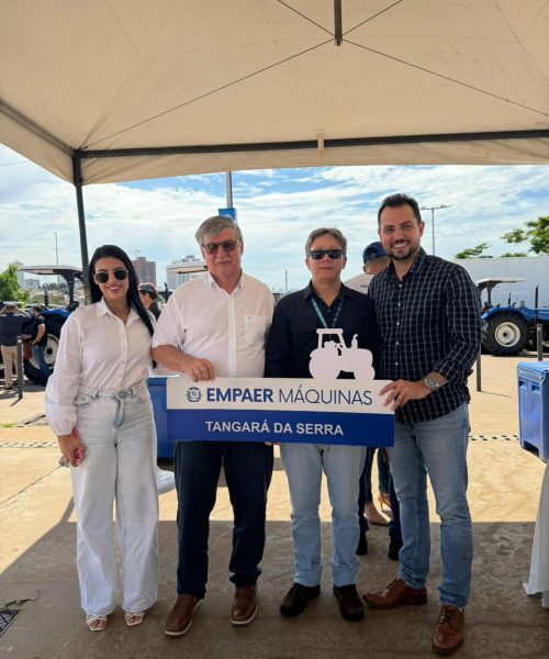 Tangará da Serra recebe reforço na agricultura com entrega de novos tratores da Empaer