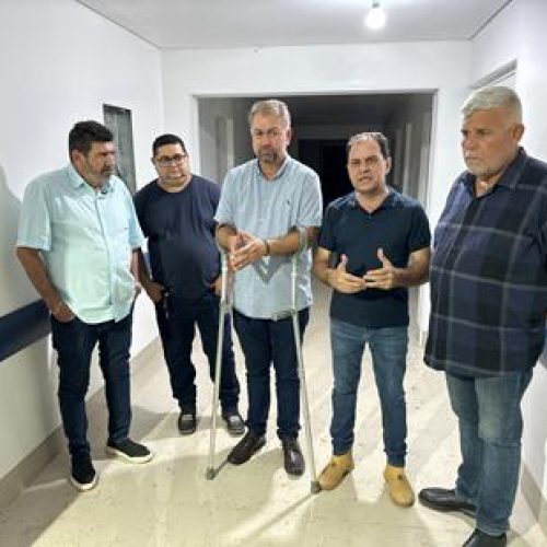 Deputados Chico Guarnieri e Dr João se reúnem com associação que busca estadualização da ligação da MT-339 a 343